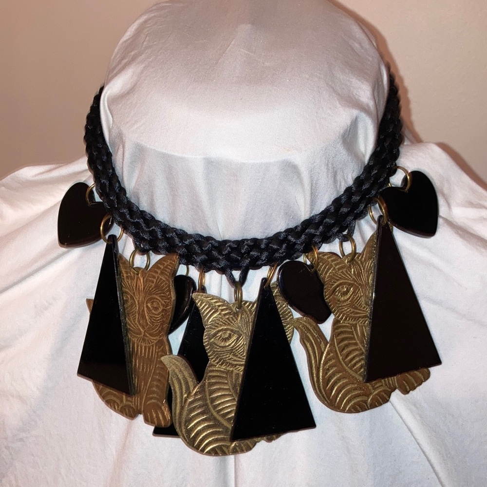 Rare Designer Vintage 80s Chunky Cat Heart Triangle Necklace MSRP $800